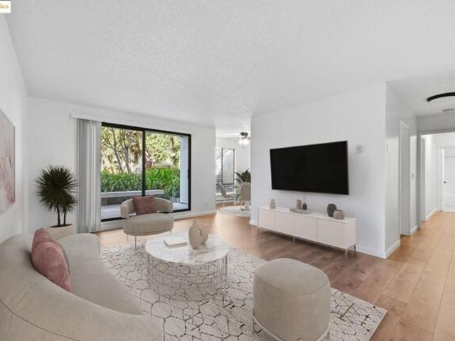 Condo for sale in Emeryville, California