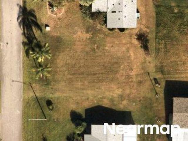 House for sale in Debary