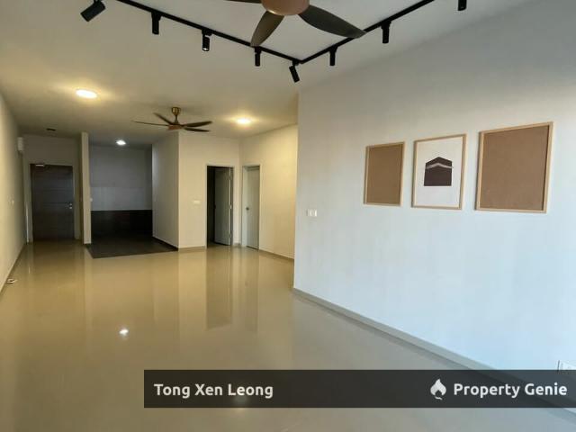 Condominium for sale in Malaka