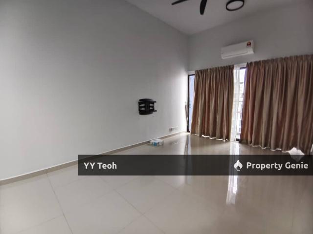 Condominium for sale in Malaka