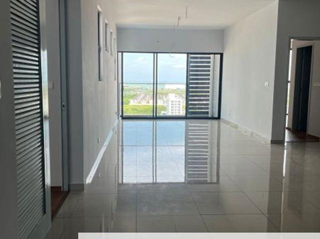 Condominium for sale in Malaka