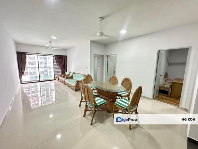 Condominium for sale in Malaka