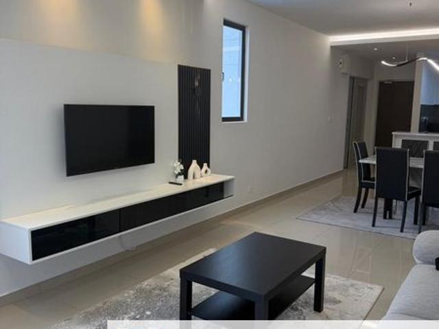 Condominium for rent in Malaka