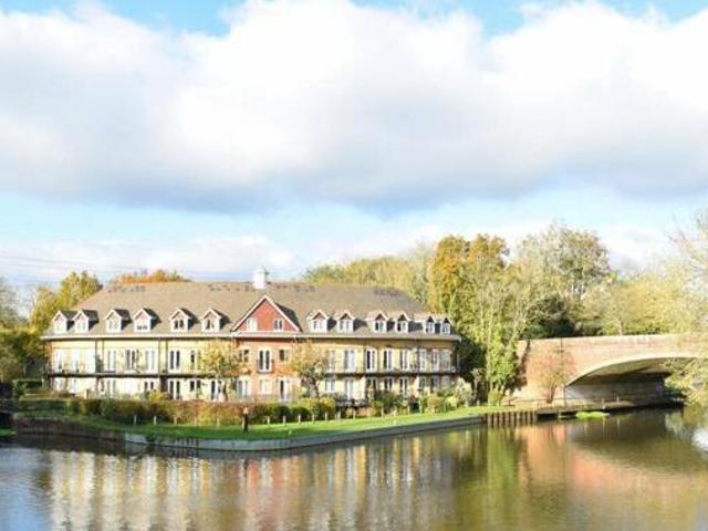 House for sale in Surrey