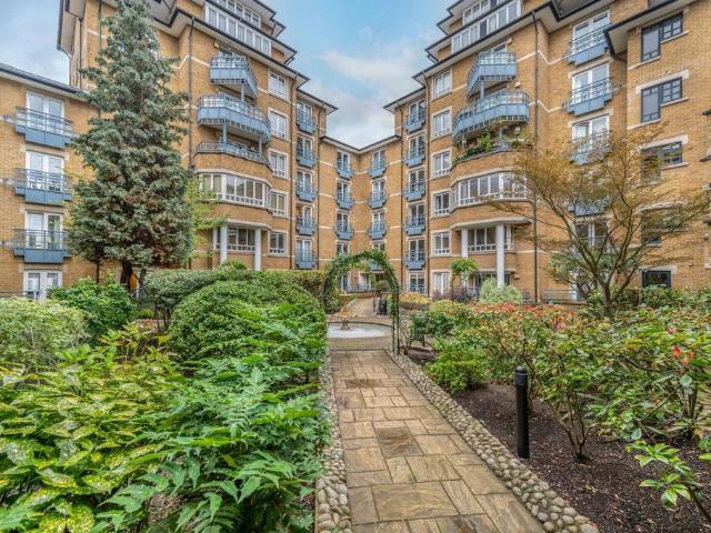 Apartment for rent in Kensal Town, Greater London