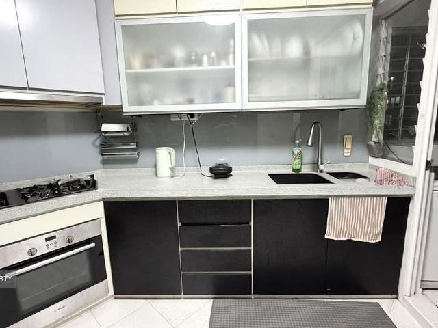 Detached House for rent