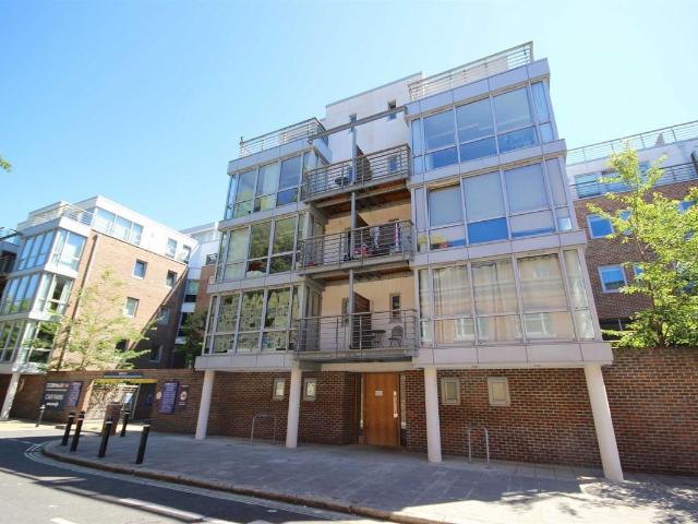 Apartment for rent in Portsea, City Of Portsmouth