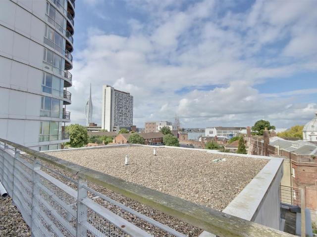 Apartment for rent in Portsea, Portsmouth