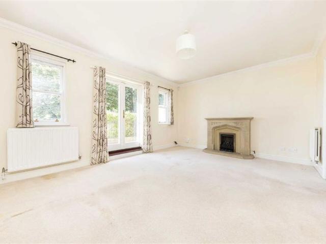 House for rent in Hampton Hill, Greater London