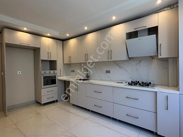 Adnan Kahveci Mahallesi, Beylikdüzü içerisinde kiralık mülk