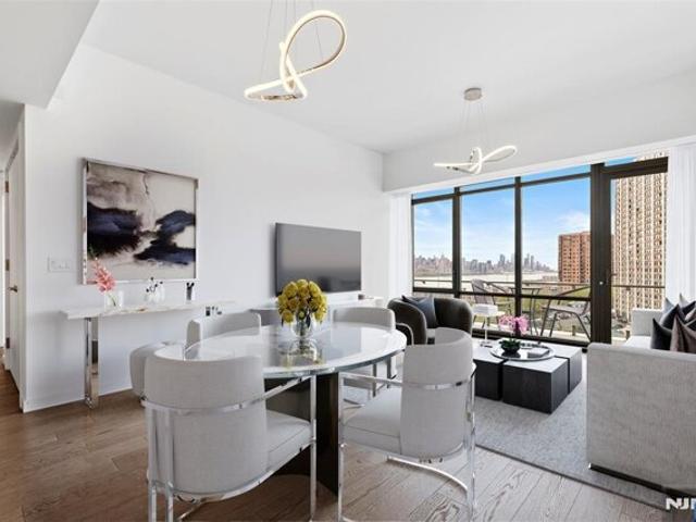Condo for sale in Cliffside Park