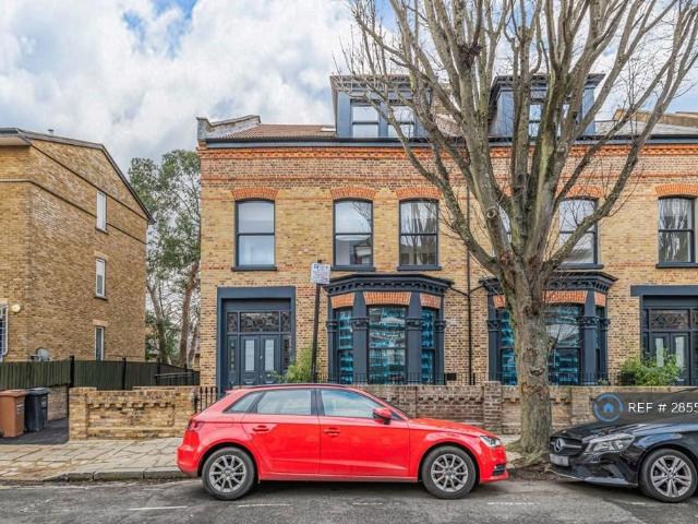 Apartment for rent in Brownswood Park, Stoke Newington
