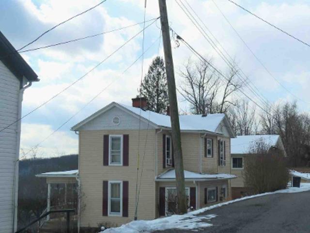 House for sale in Grafton, West Virginia