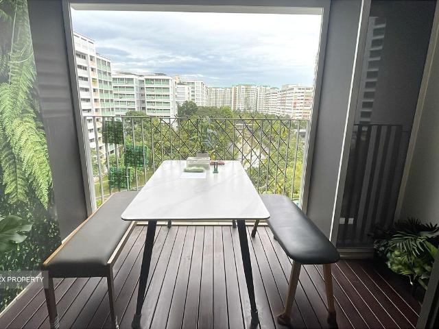 Detached House for sale in 23 North West