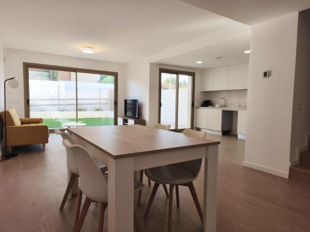 Chalet en alquiler en Alicante