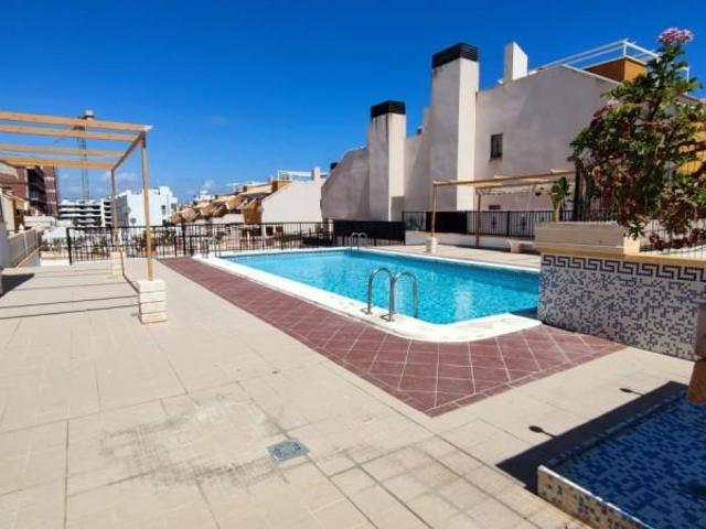Chalet en alquiler en Elche