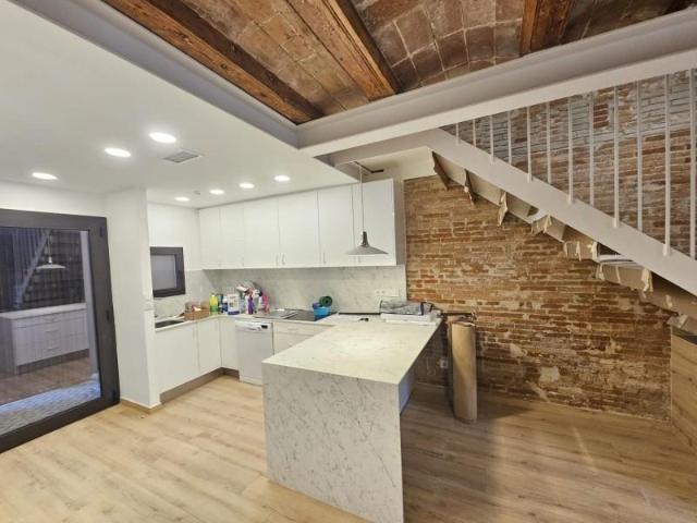 Chalet en alquiler en Sants-Montjuïc, Barcelonès