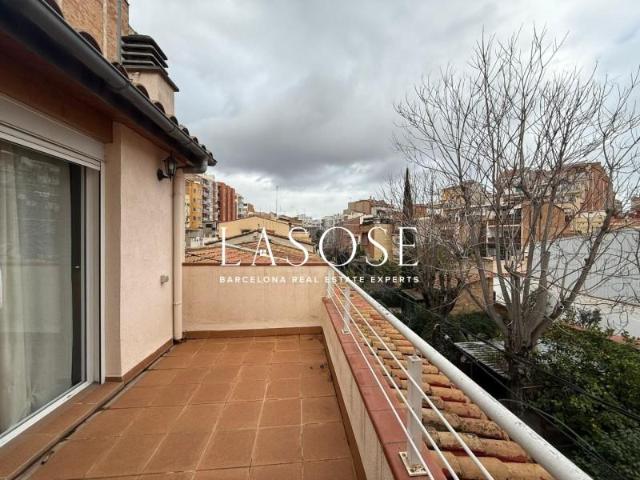 Chalet en alquiler en Nou Barris, Barcelonès