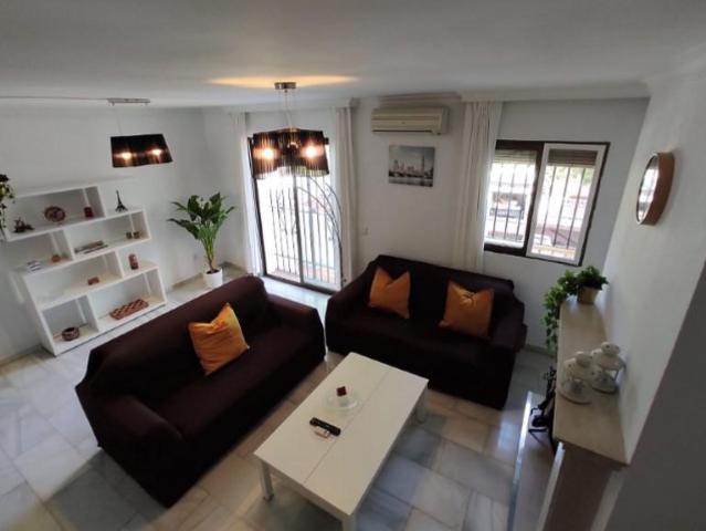 Villa en alquiler en Benalmádena, Torrequebrada