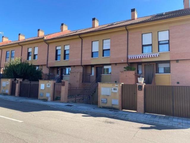 Chalet en alquiler en Cistérniga, Castilla y León