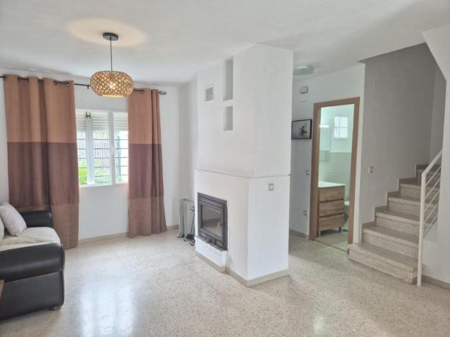 Chalet en alquiler en Dos Hermanas, Andalucía