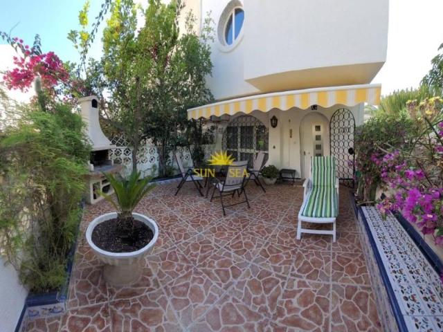 Villa en alquiler en El Campello, Urbanització L'Amerador