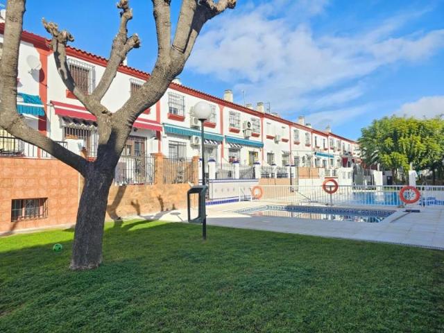 Chalet en alquiler en Cavaleri, Mairena Del Aljarafe