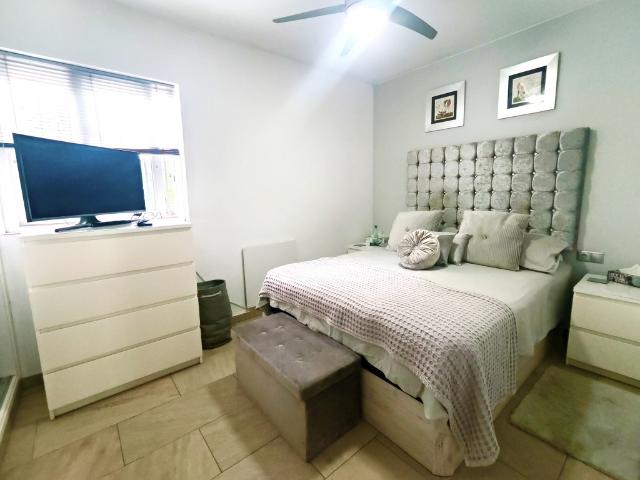 Chalet en alquiler en Castillo de la Duquesa, Costa del Sol Occidental