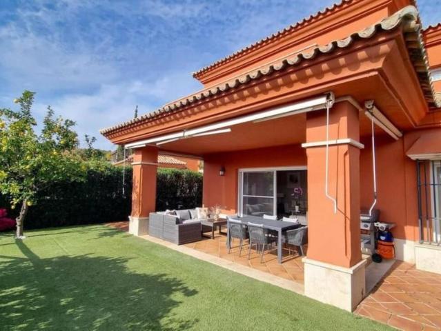 Villa en alquiler en Marbella, Los Monteros