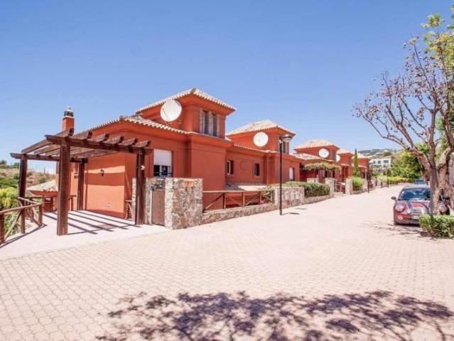 Villa en alquiler en Marbella, El Rosario