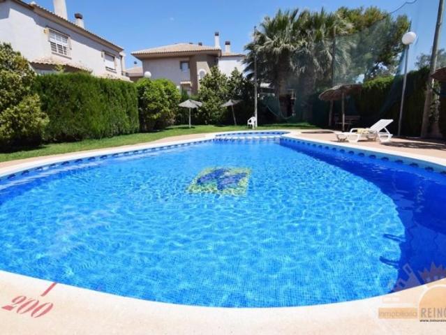 Chalet en alquiler en Vega Media del Segura, Murcia