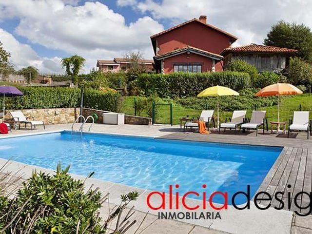 Villa en alquiler en Nava