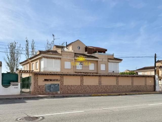 Villa en alquiler en Torrevieja, Aguas Nuevas