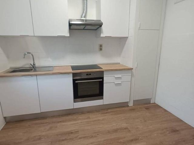 Chalet en alquiler en Lavadores, Vigo