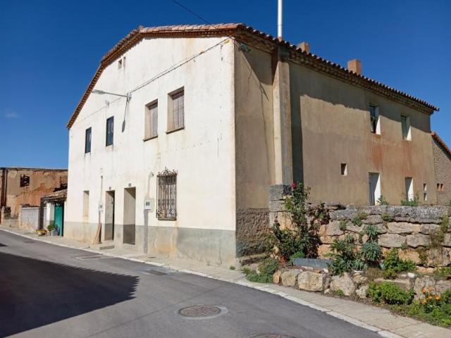 Chalet en venta en Bayubas De Arriba, Castilla y León