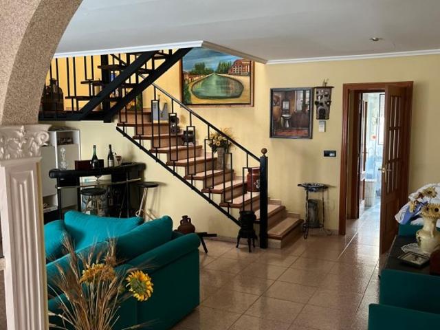 Chalet en venta en Cabezón De Pisuerga, Castilla y León