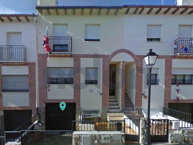Chalet en venta en Candeleda