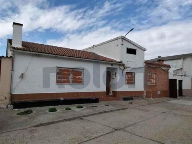 Chalet en venta en Matapozuelos, Valladolid