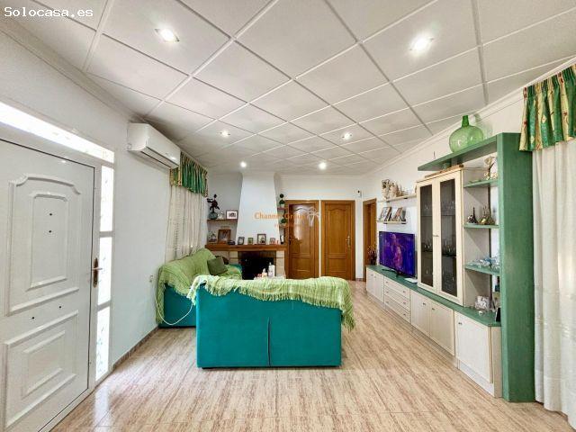 Casa en venta en Granja De Rocamora