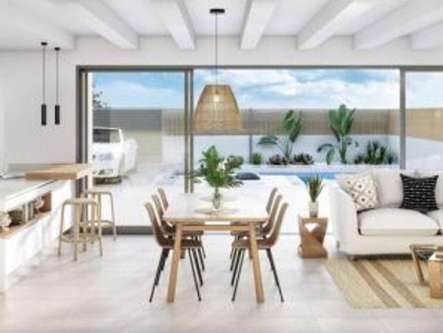 Casa en venta en la Marina, el Baix Vinalopó