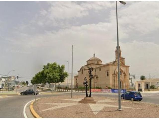 Casa en venta en Lora Del Río, Andalucía