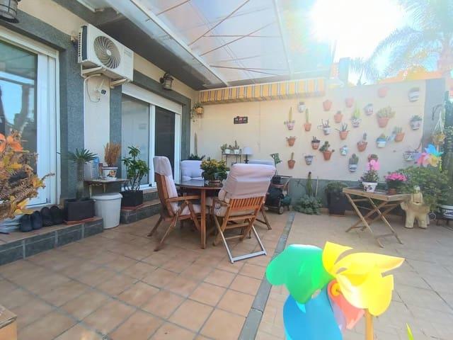 Villa en venta en A Lama