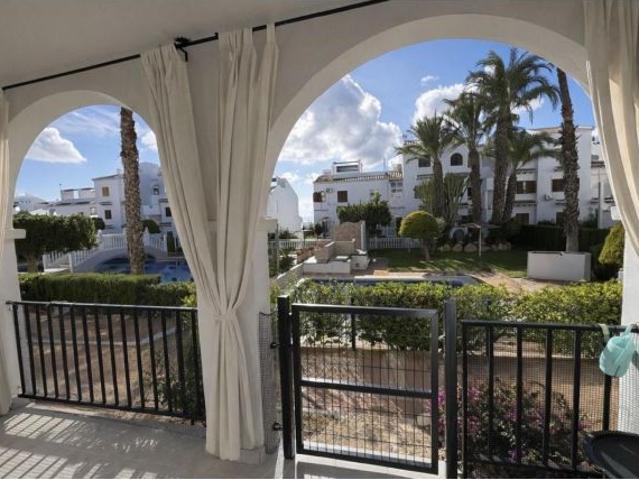 Casa en venta en Montebello, el Baix Segura / La Vega Baja