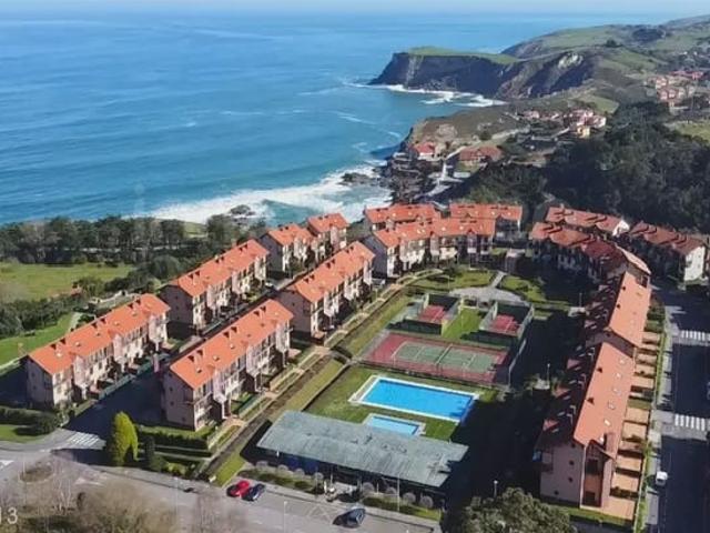 Chalet en venta en Comillas, Cantabria