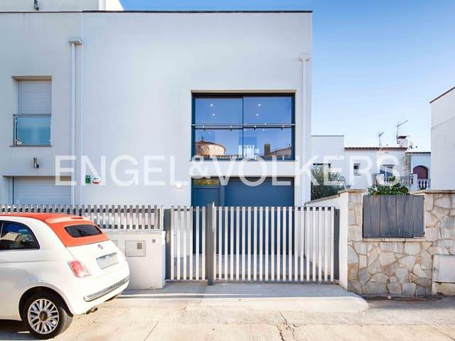 Villa en venta en Empuriabrava