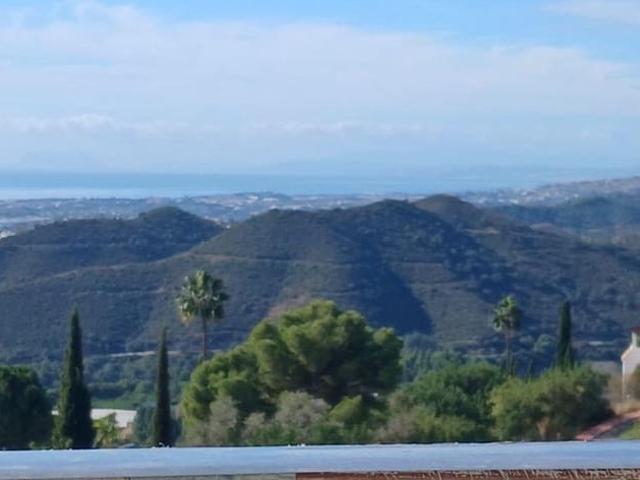 Chalet en venta en Istán, Málaga