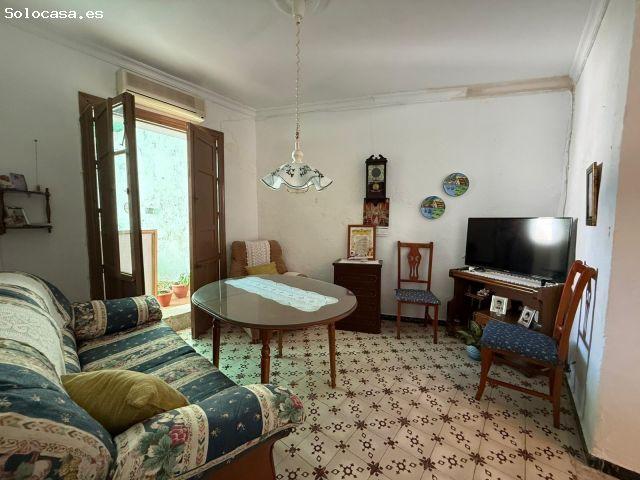 Casa en venta en Benacazón, Andalucía