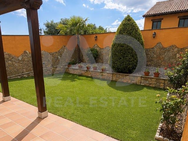 Chalet en venta en San Lorenzo - La Palomera - San Mamés, León
