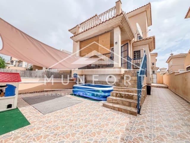 Chalet en venta en Urbanización La Zenia II, el Baix Segura / La Vega Baja