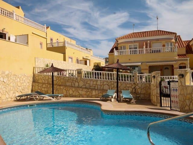 Chalet en venta en Urbanización La Zenia II, el Baix Segura / La Vega Baja